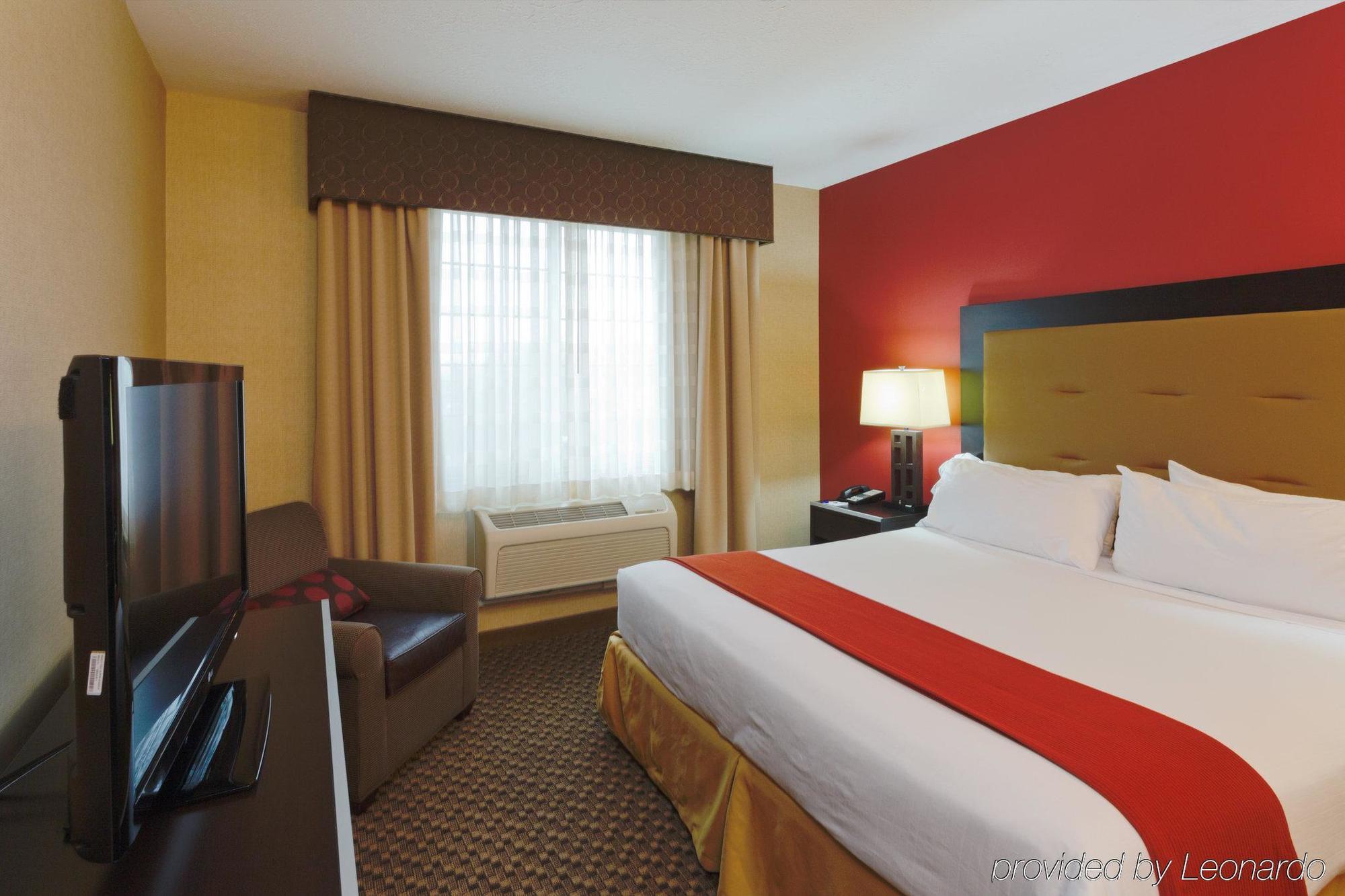 Holiday Inn Express Hotel & Suites Eugene Downtown - University By Ihg מראה חיצוני תמונה