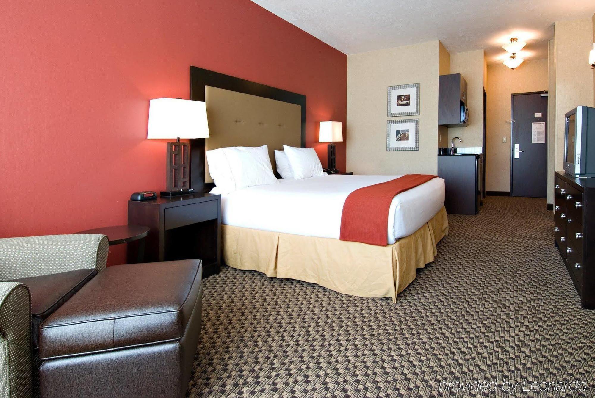 Holiday Inn Express Hotel & Suites Eugene Downtown - University By Ihg חדר תמונה